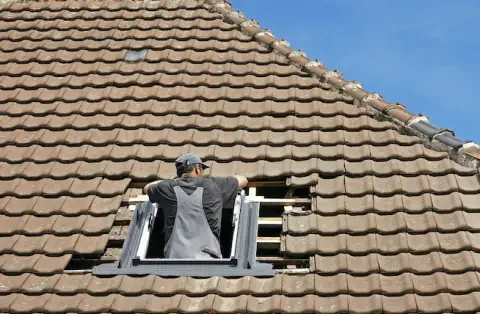 Pose de velux - Prats-de-Mollo-la-Preste